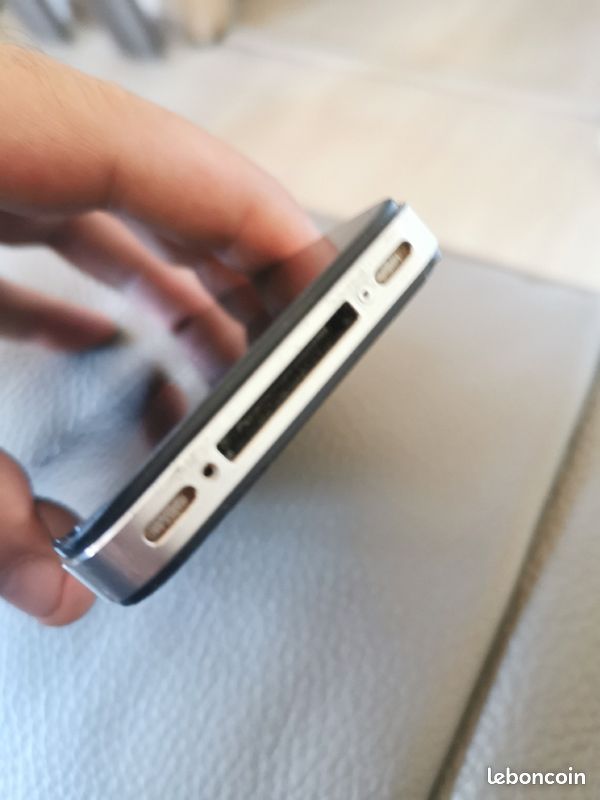 IPhone d'origine A1332 pour pièces vendu tel que sur les photos (image 3)