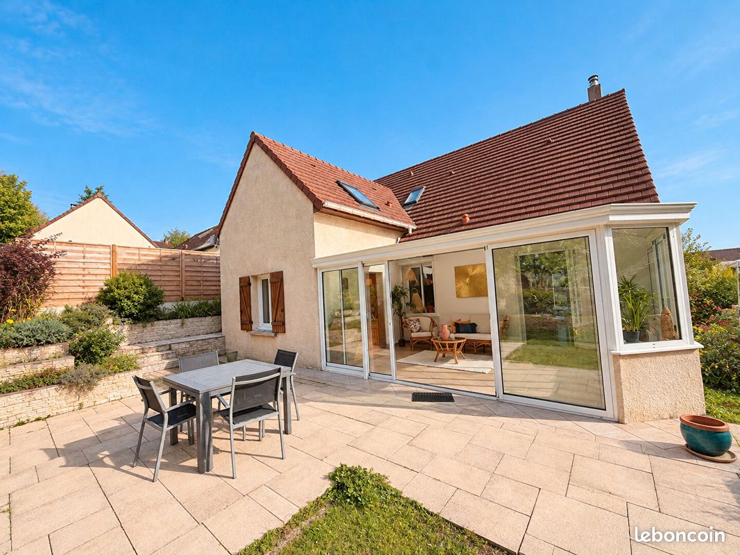 Maison 5 pièces 145 m² · à Luzarches · 145 m² · 389 900 €