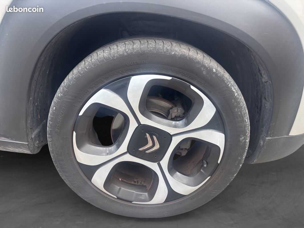 CITROEN C3 1.2 PURE TECH 82 SHINE Garantie 12 mois (image 17)