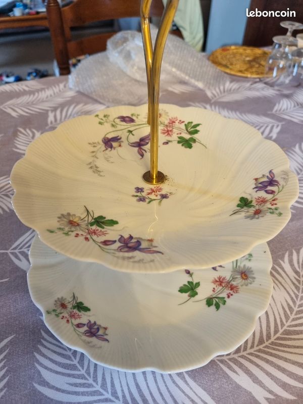 Présentoirs à gâteau à 2 étages - porcelaine de Limoges (image 1)