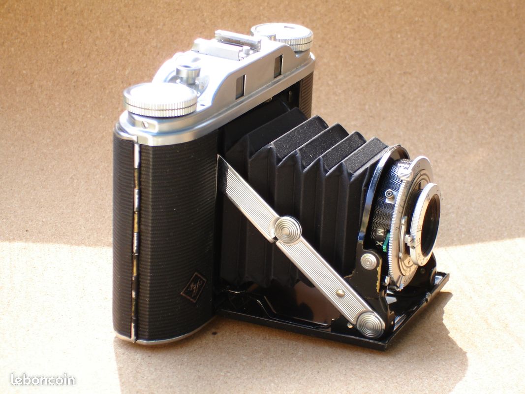 Agfa Isolette V Kamera / appareil photo (Defekt) in Collonges für CHF