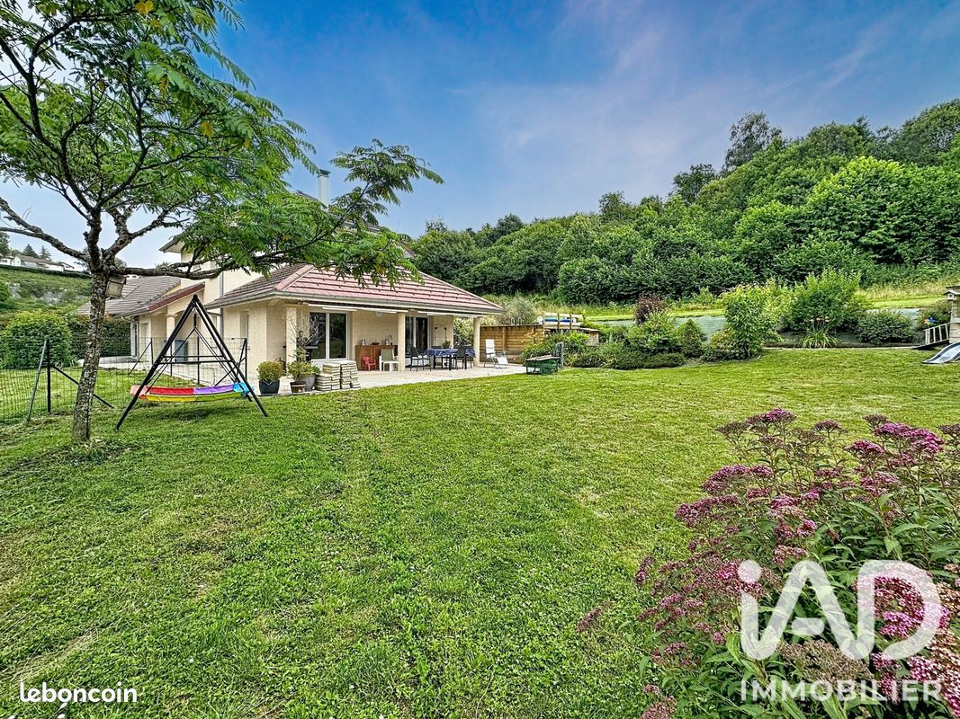 Maison 5 pièces 130 m² · à Cogna · 130 m² · 389 000 €