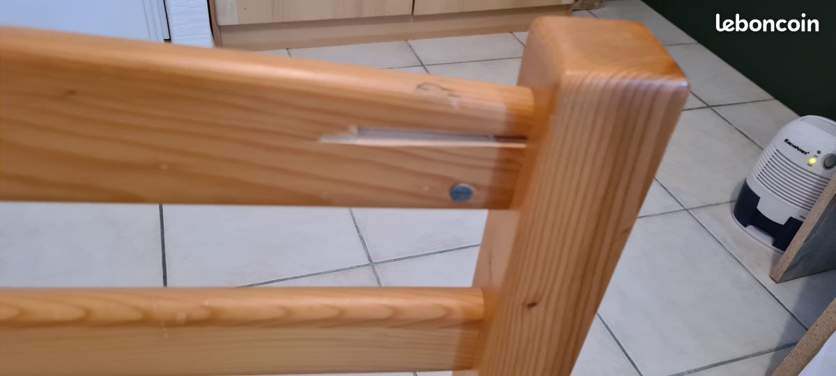 Lit 190x90 sans sommier (image 1)