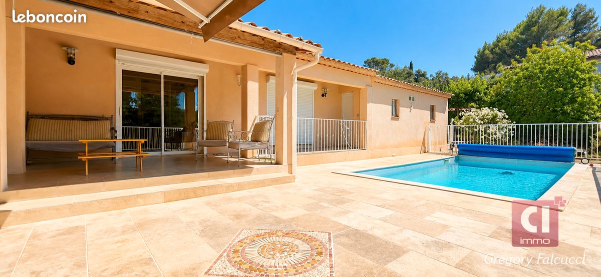 Maison 5 pièces 136 m² · à Flassans-sur-Issole · 136 m² · 469 000 €