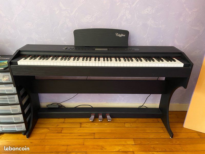 Piano numérique meuble Colmann Olya Pro 2 – 88 touches – comme neuf – Le Bugue (image 1)