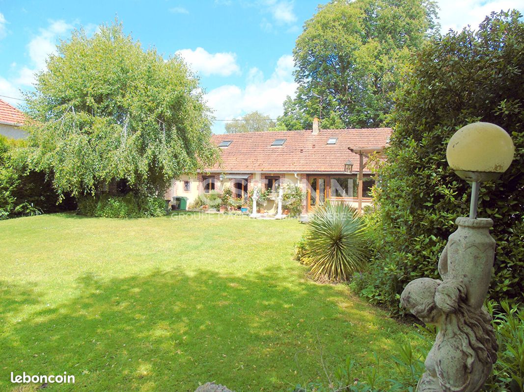Maison 6 pièces 141 m² · à Chaumont-en-Vexin · 141 m² · 279 500 €