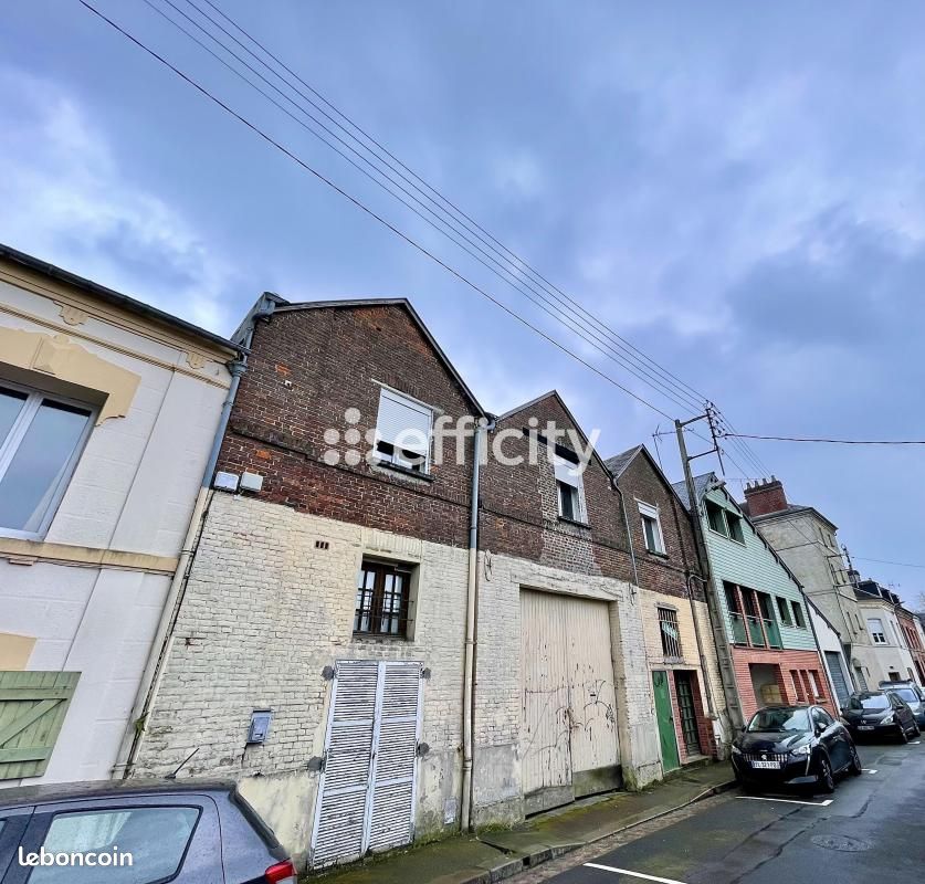 Immeuble 536 m² · à Lisieux · 536 m² · 300 000 €