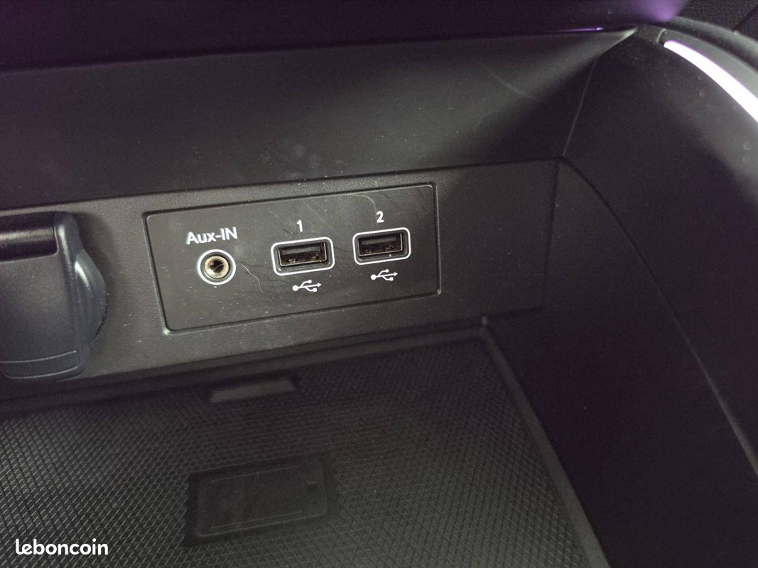 RENAULT Clio E-Tech full hybrid 145 Engineered (image 9)