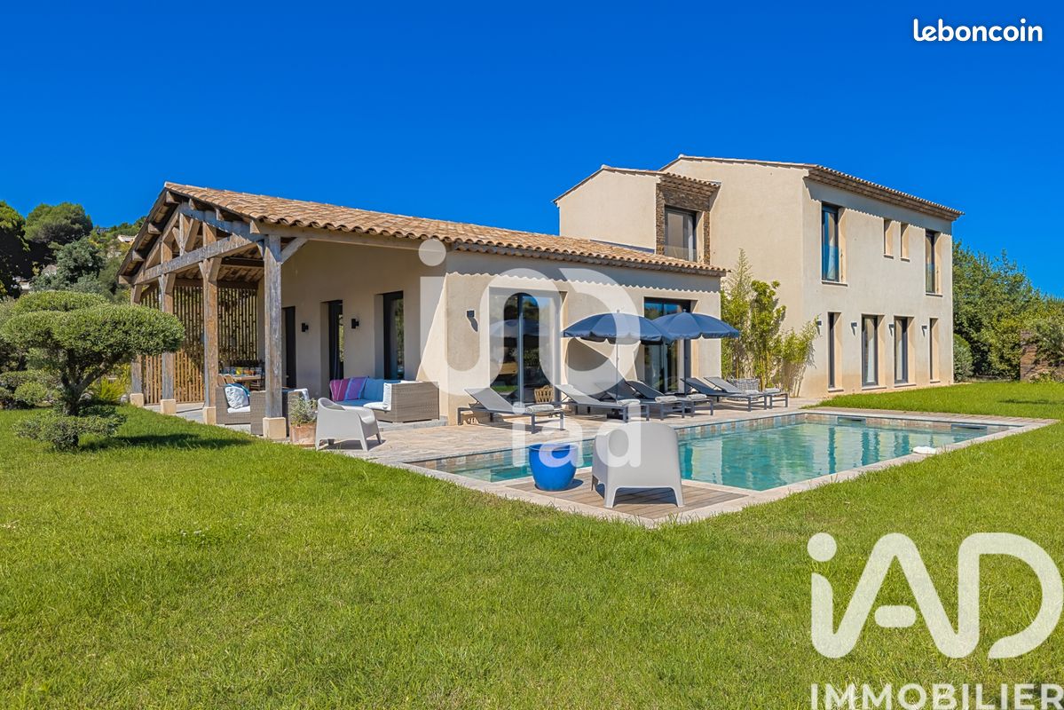Maison 6 pièces 220 m² · à Saint-Tropez · 220 m² · 5 500 000 €