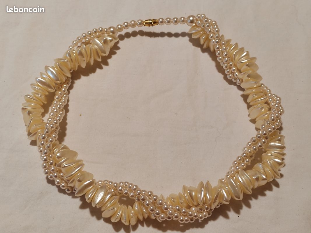 Joli collier vintage en perles torsadé et perles pastel nacré (image 3)