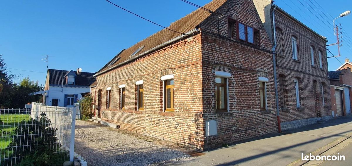 Maison 3 pièces 81 m² · à Roost-Warendin · 81 m² · 724 €/mois