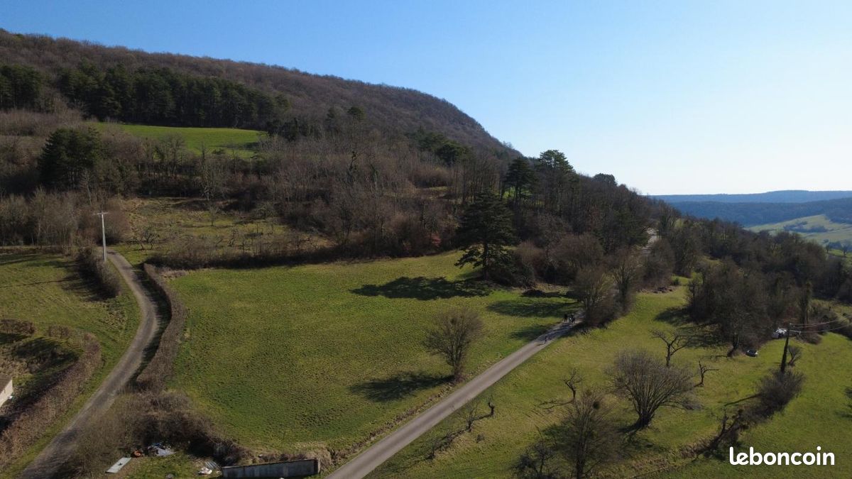 Terrain 1 714 m² Grenant Les Sombernon · à Grenant-lès-Sombernon · 85 000 €