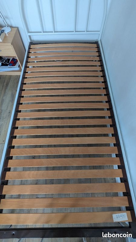 Lit avec sommier et matelas (image 6)