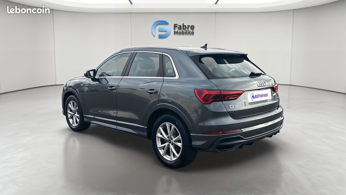 AUDI Q3 TDI 150 ch S tronic 7 S line (image 3)