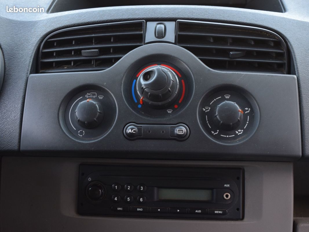 RENAULT KANGOO EXPRESS FOURGON L1 1.5 DCI 85 CV / 1ere MAIN (image 15)