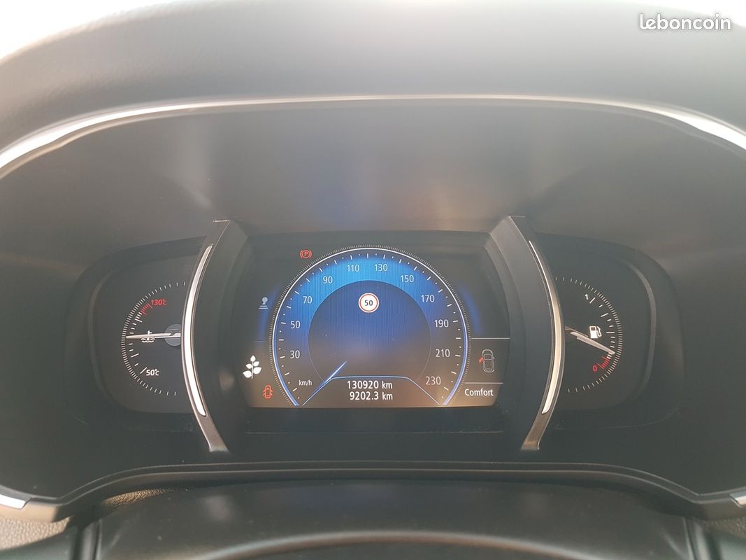 RENAULT Megane 4 Estate 1.2 TCE 130 Intens GPS Bvm6 130.005 Km (image 18)