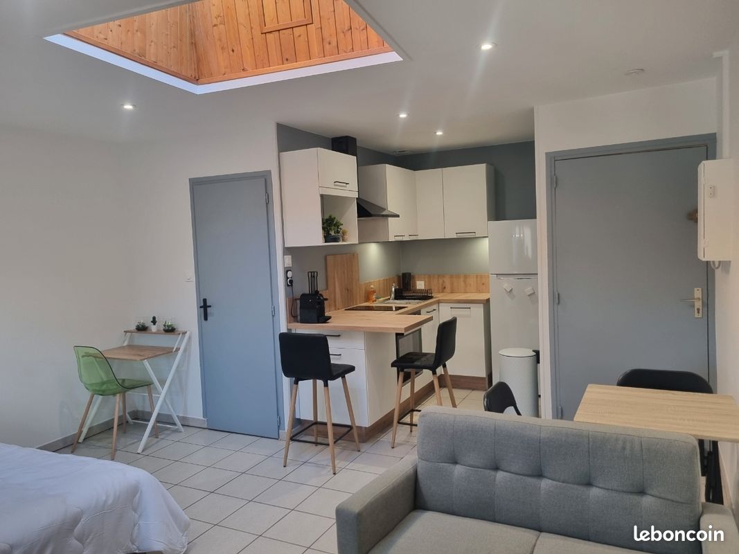 Appartement 1 pièce 28 m² · à Meximieux · 28 m² · 550 €/mois