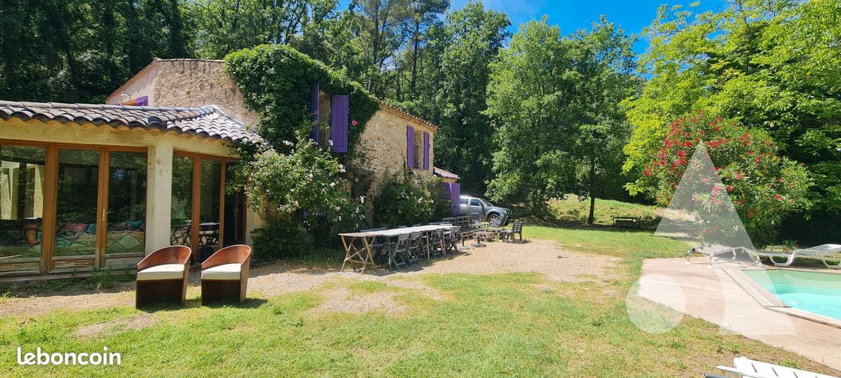 Maison 8 pièces 153 m² · à Salernes · 153 m² · 449 000 €