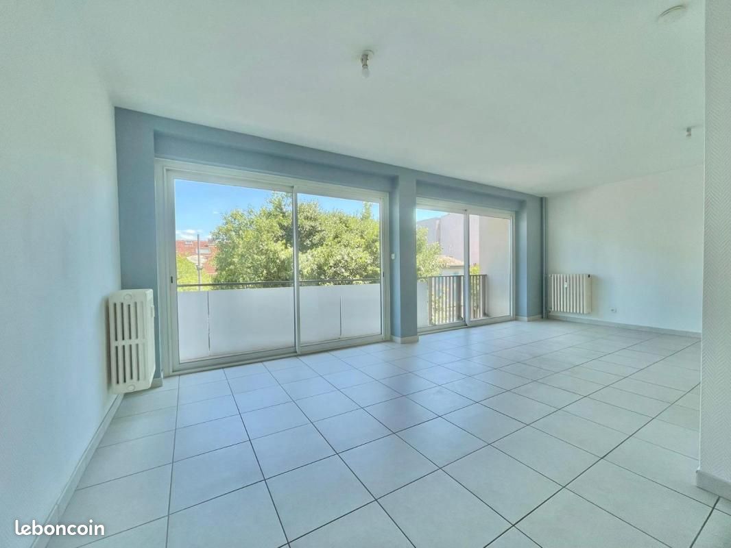 Appartement 3 pièces 74 m² · à Valence · 74 m² · 845 €