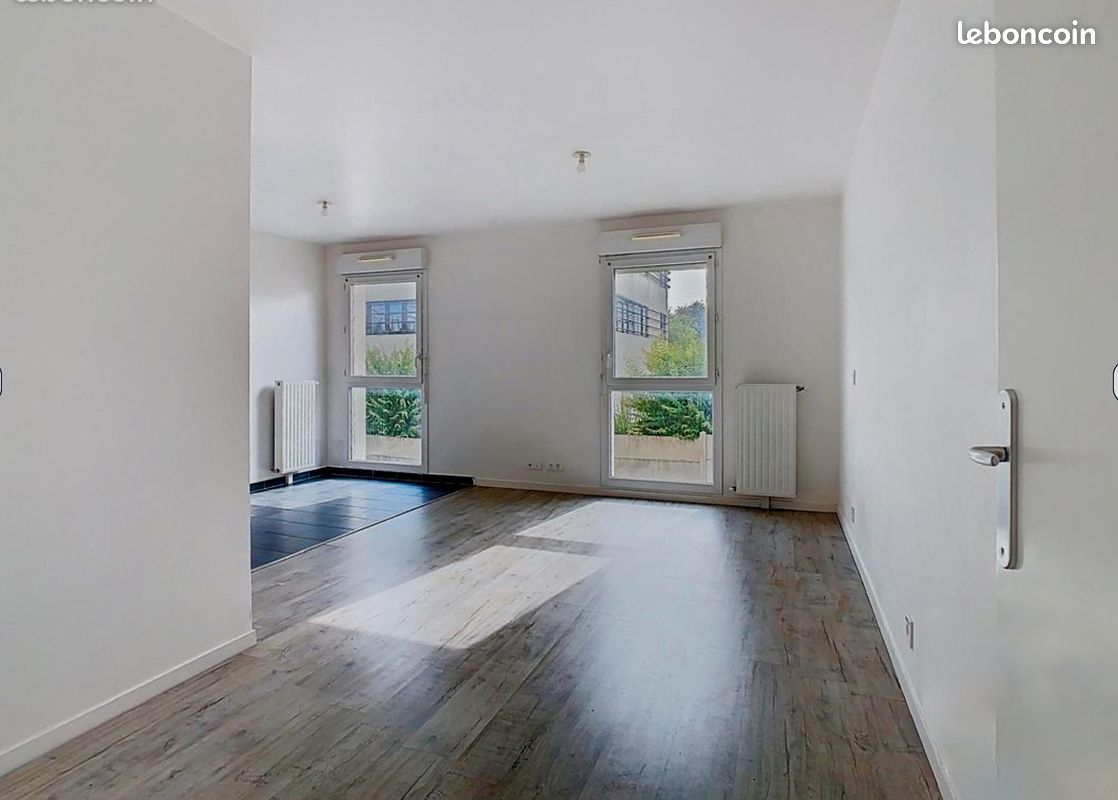Appartement 1 pièce 33 m² · à Brie-Comte-Robert · 33 m² · 135 000 €
