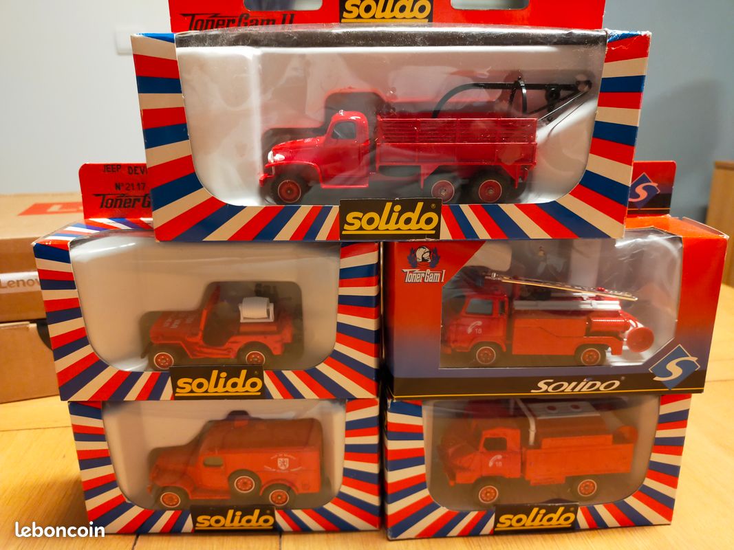Livrets 11 à 20 de la collection Hachette Les véhicules de pompiers Solido