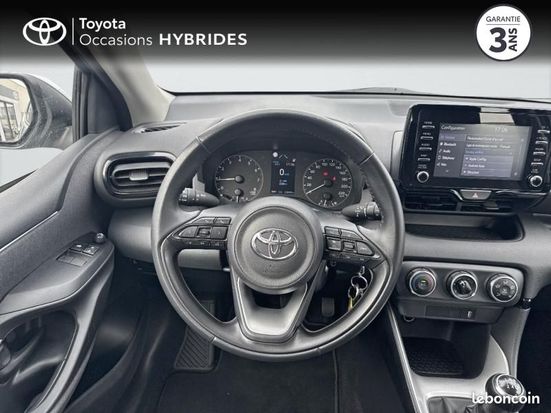 Toyota Yaris 70 VVT-i Dynamic 5p MY22 (image 9)