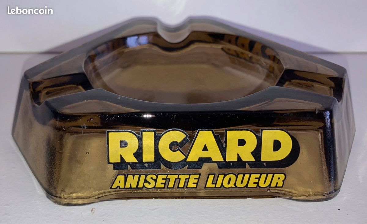 Cendrier Publicitaire Ricard – Triangulaire En Verre – Vintage 1960