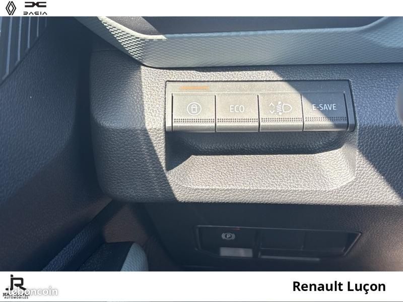 Dacia Duster 1.6 hybrid 140ch Extreme (image 15)
