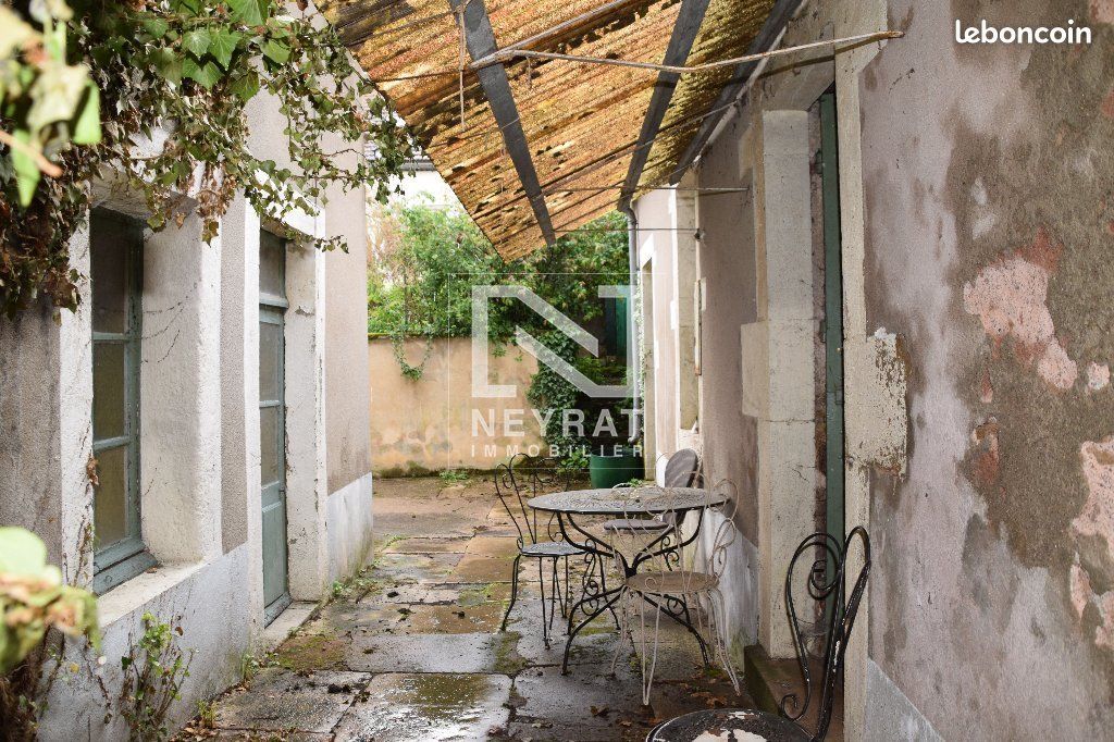 Maison 5 pièces 120 m² · à Arnay-le-Duc · 120 m² · 64 000 €