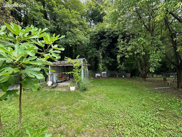 Terrain 1 228 m² Etampes
