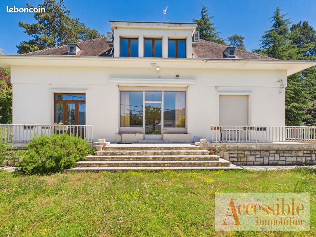 Villa 11 pièces 302 m² (image 2)