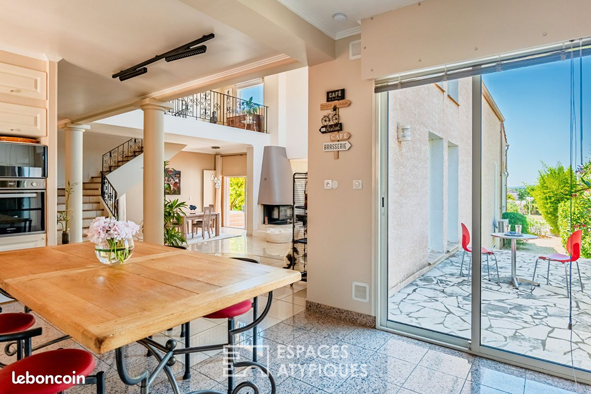 Villa 8 pièces 370 m² (image 4)