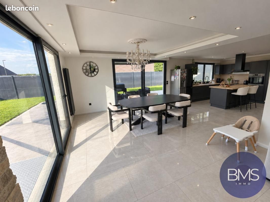 Maison 4 pièces 131 m² · à Râches · 131 m² · 359 500 €
