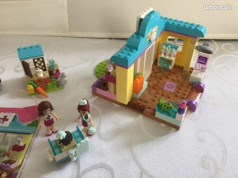 Lego Friends Junior 10728 La clinique vétérinaire de Mia (image 2)