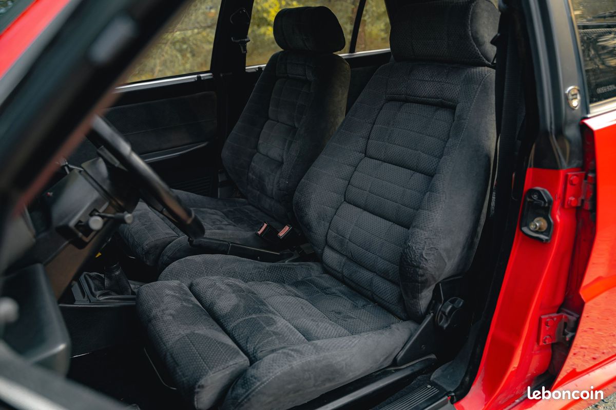 Lancia Delta Evo 1 1992 - Superbe état - Dossier complet - Garantie 6 mois (image 4)