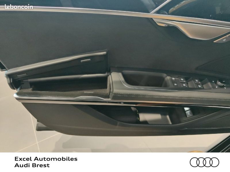 Audi A8 60 TFSI e 462ch Avus quattro tiptronic 8 (image 26)