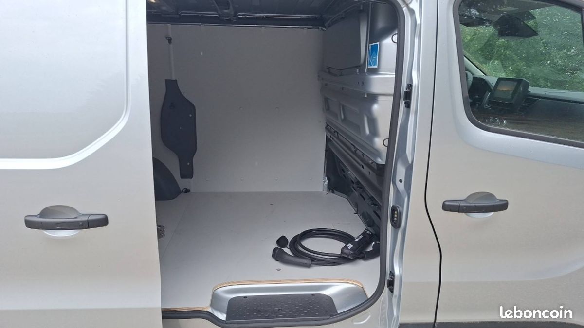 Renault trafic e tech electrique fg pap autonomie (image 25)