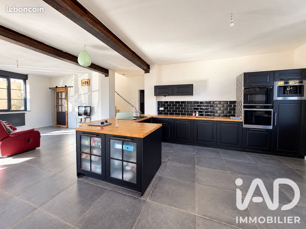 Maison 9 pièces 325 m² · à Pierrepont · 325 m² · 419 000 €