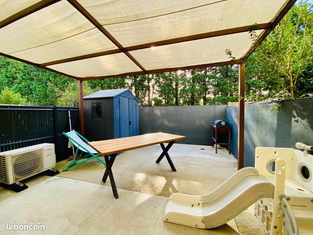Maison 3 pièces 77 m² · à Monteux · 77 m² · 240 000 €