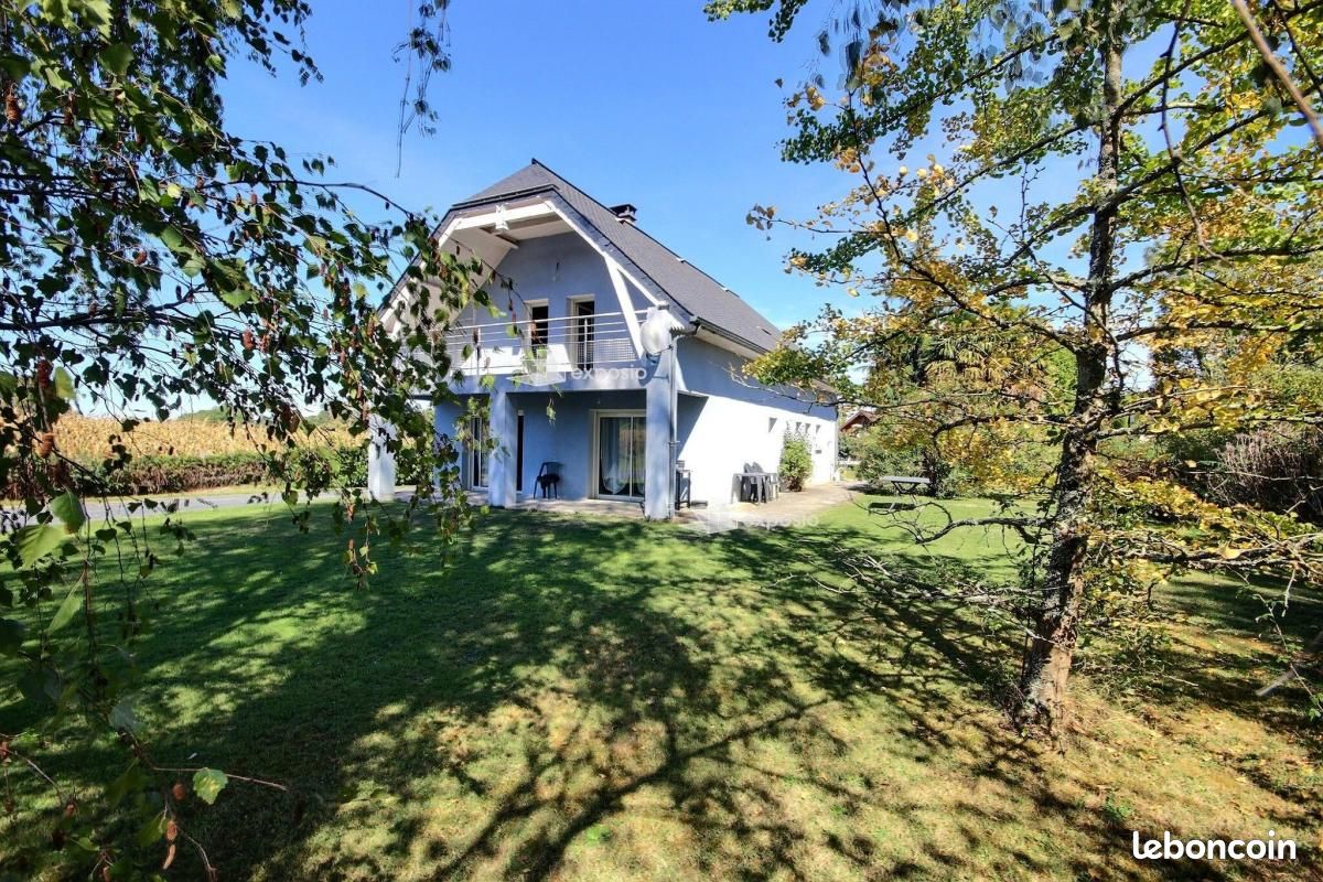 Maison 6 pièces 161 m² · à Pontacq · 161 m² · 298 000 €