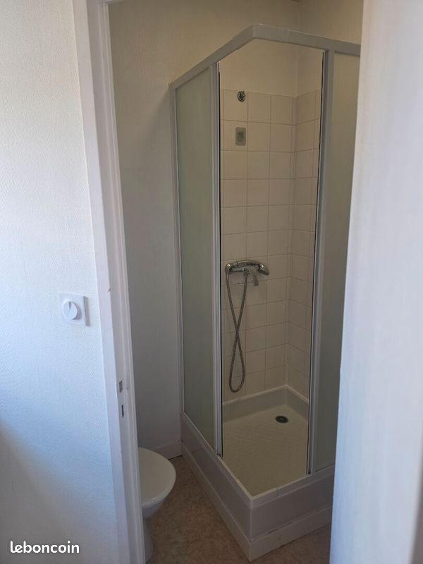 Studio 1 pièce 17 m² (image 8)