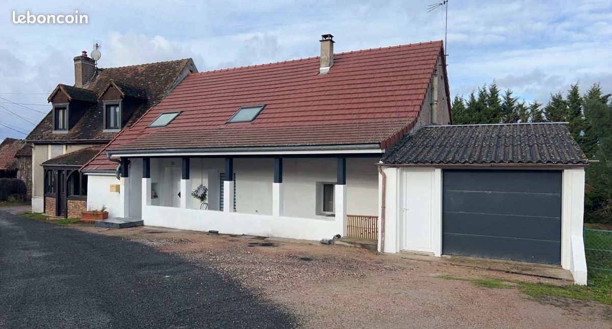Maison 5 pièces 150 m² · à Saint-Pierre-de-Varennes · 150 m² · 179 900 €