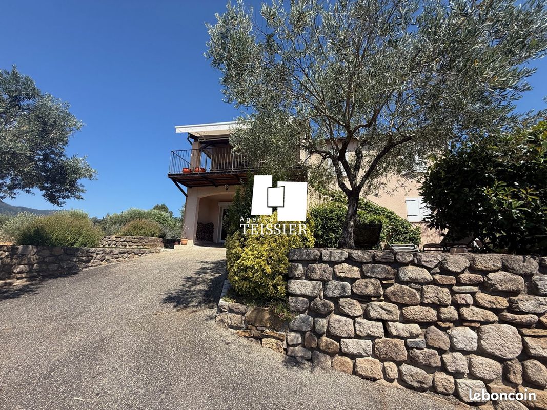 Maison 7 pièces 163 m² · à Les Vans · 163 m² · 425 000 €