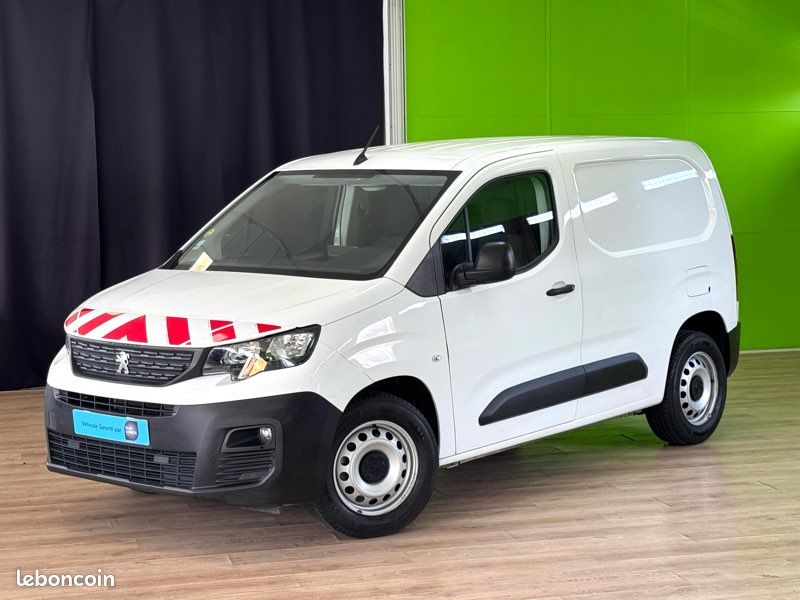Peugeot PARTNER III (2) 1.5 BLUEHDI 100 S&S BVM6 GRIP 3 PLACES - TVA RÉCUPÉRABLE - (image 1)