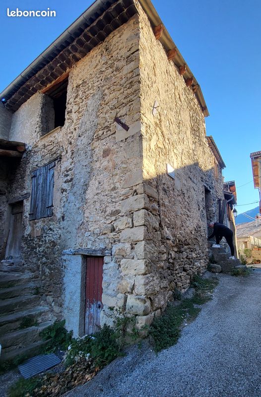 Maison 2 pièces 80 m² · à Le Fugeret · 80 m² · 59 000 €