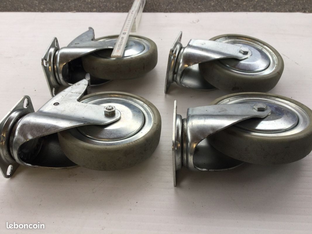 Lot de 4 Roulettes (image 1)