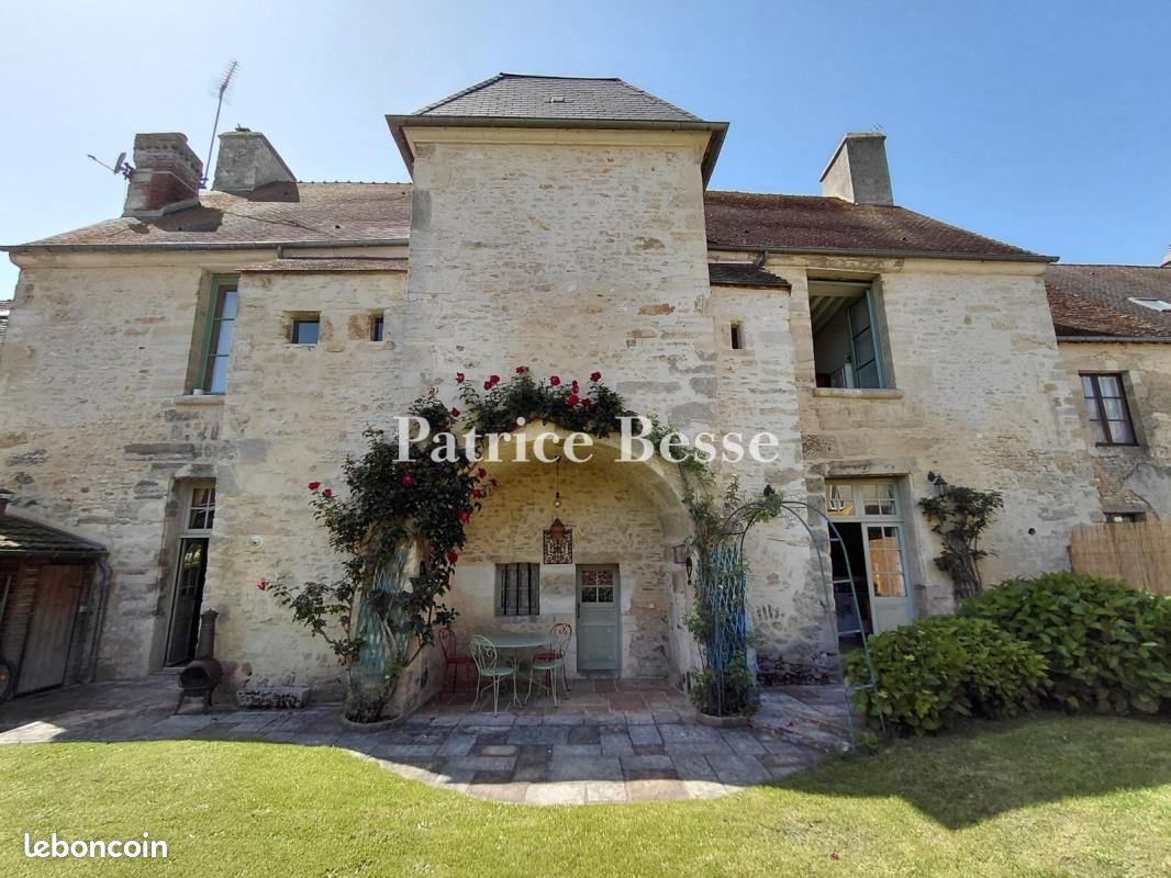 Maison 8 pièces 306 m² · à Sées · 306 m² · 498 000 €