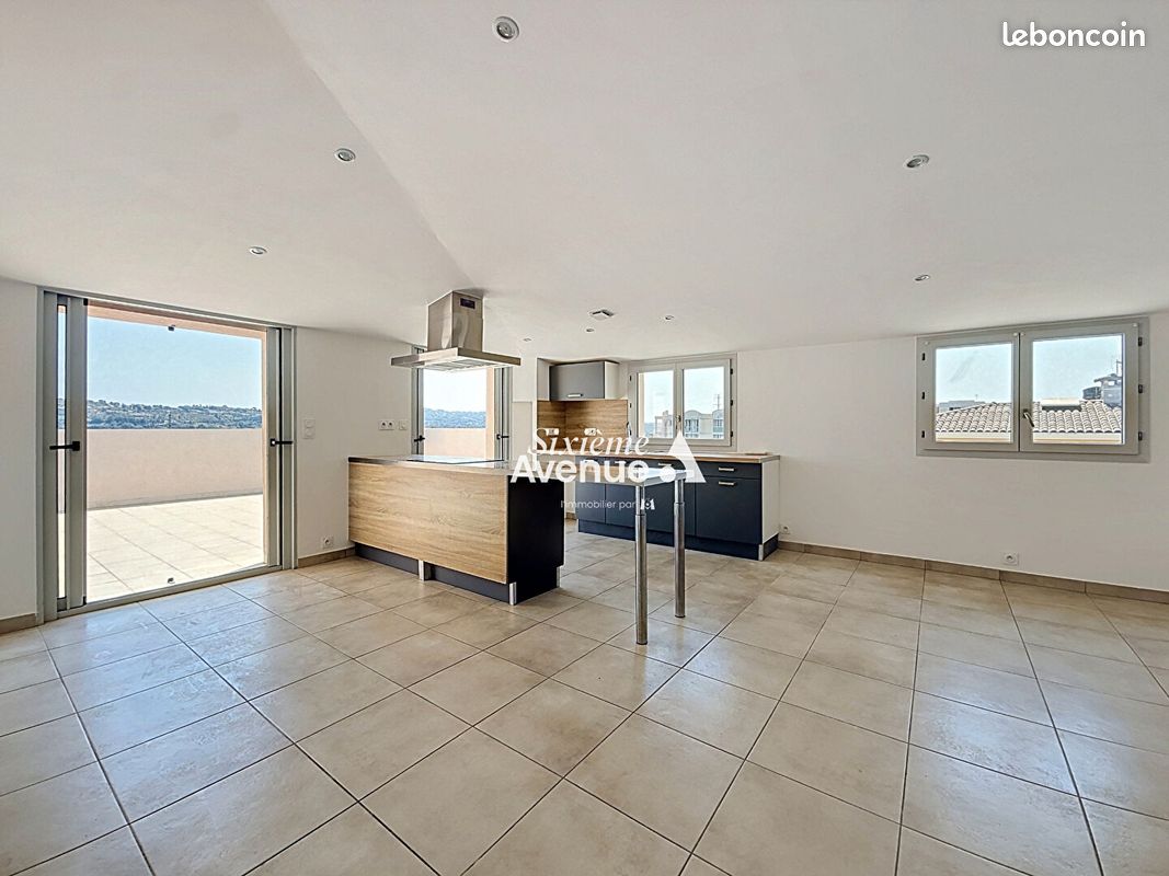 Appartement 4 pièces 77 m² · à Grasse · 77 m² · 372 000 €
