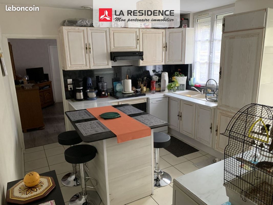 Appartement 2 pièces 52 m² · à Mesnils-sur-Iton · 52 m² · 84 000 €