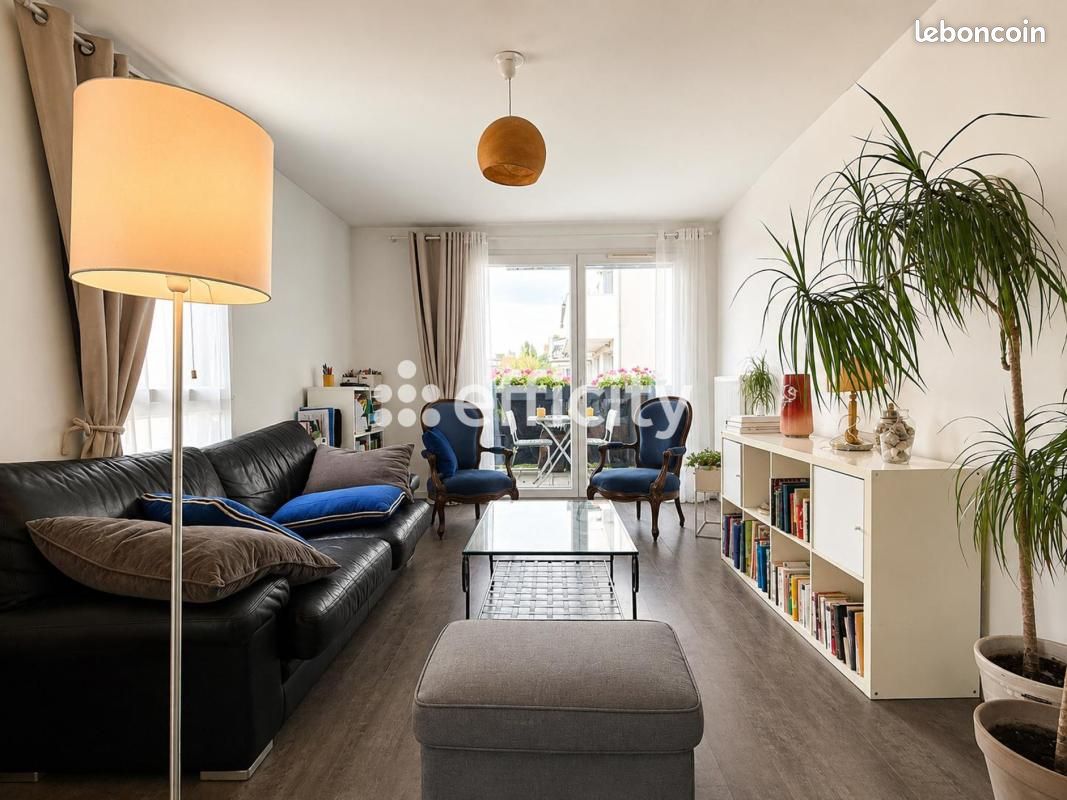 Appartement 4 pièces 76 m² · à Lille · 76 m² · 220 000 €